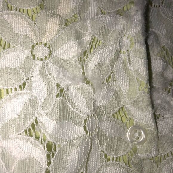 Marmellata sleeveless top. Green with white floral lace flower on shoulder 18 mo - Picture 9 of 9